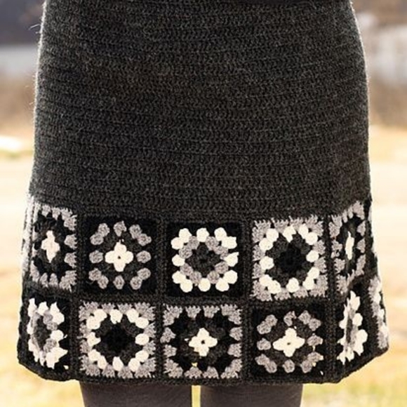Vintage bohemian Granny square skirt - Picture 3 of 6